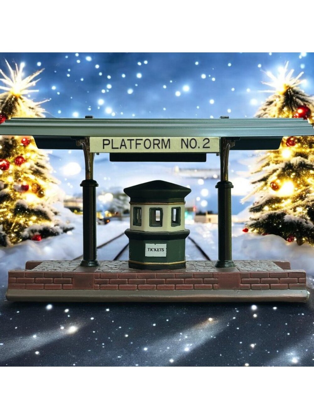 Dept 56 Victoria Station Train Platform Dickens Village Accessory - 1990